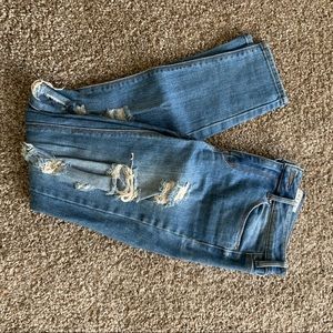 Distressed High Rise Jeans